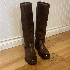 FRYE Brown Leather Knee-High Boots with vibram sole added size 8